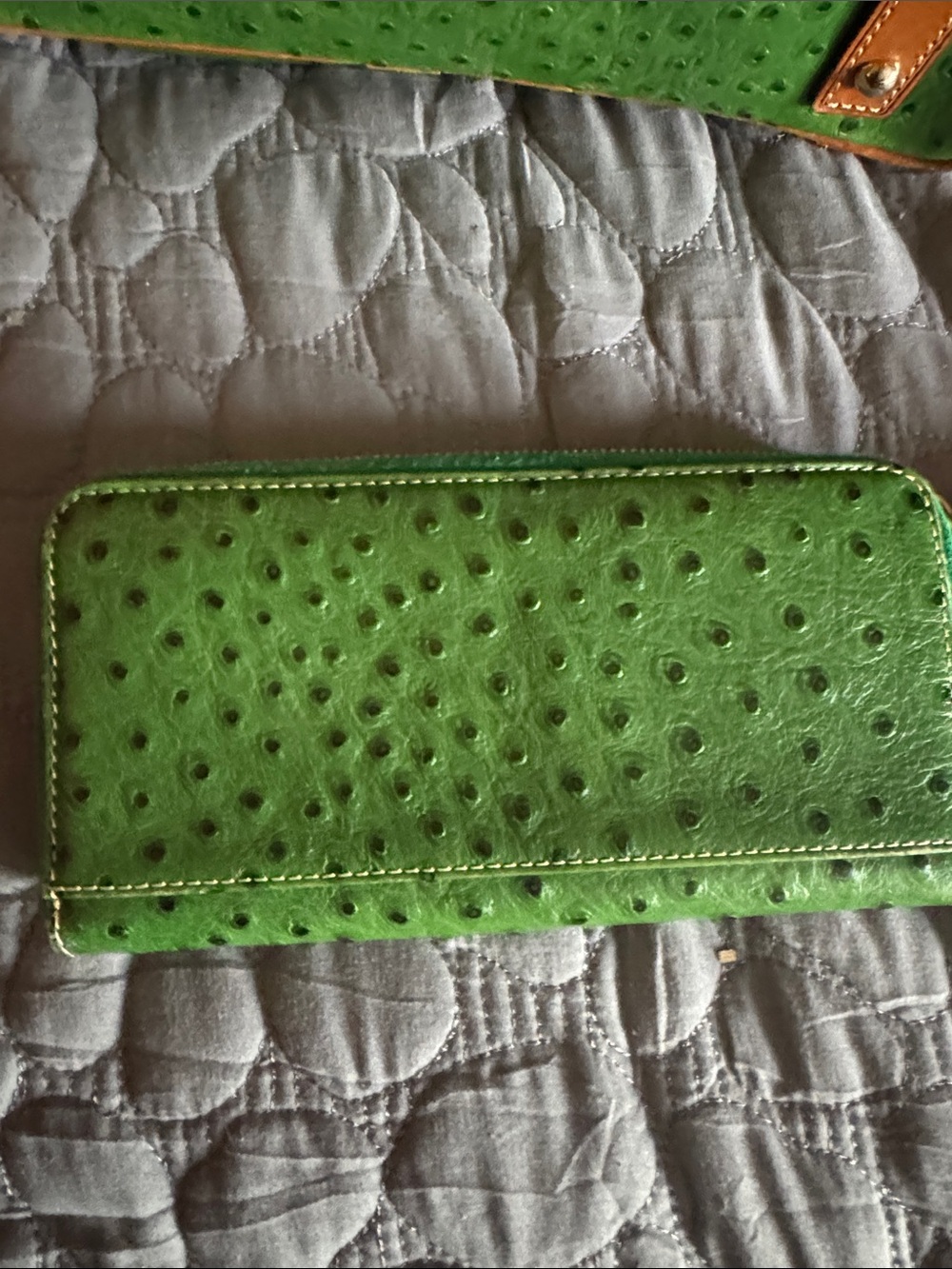Dooney & Bourke Green Ostrich-Embossed Tote with Brown Trim and Matching Wallet - Picture 8 of 9